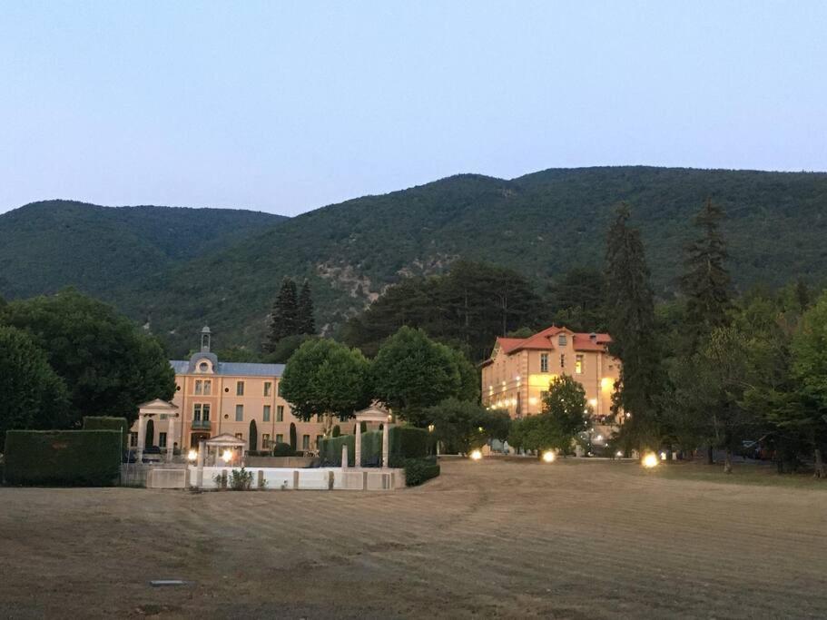 La Vue Est Belle Daire Montbrun-les-Bains Dış mekan fotoğraf
